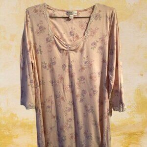 Miss Elaine Floral Lace Nightgown